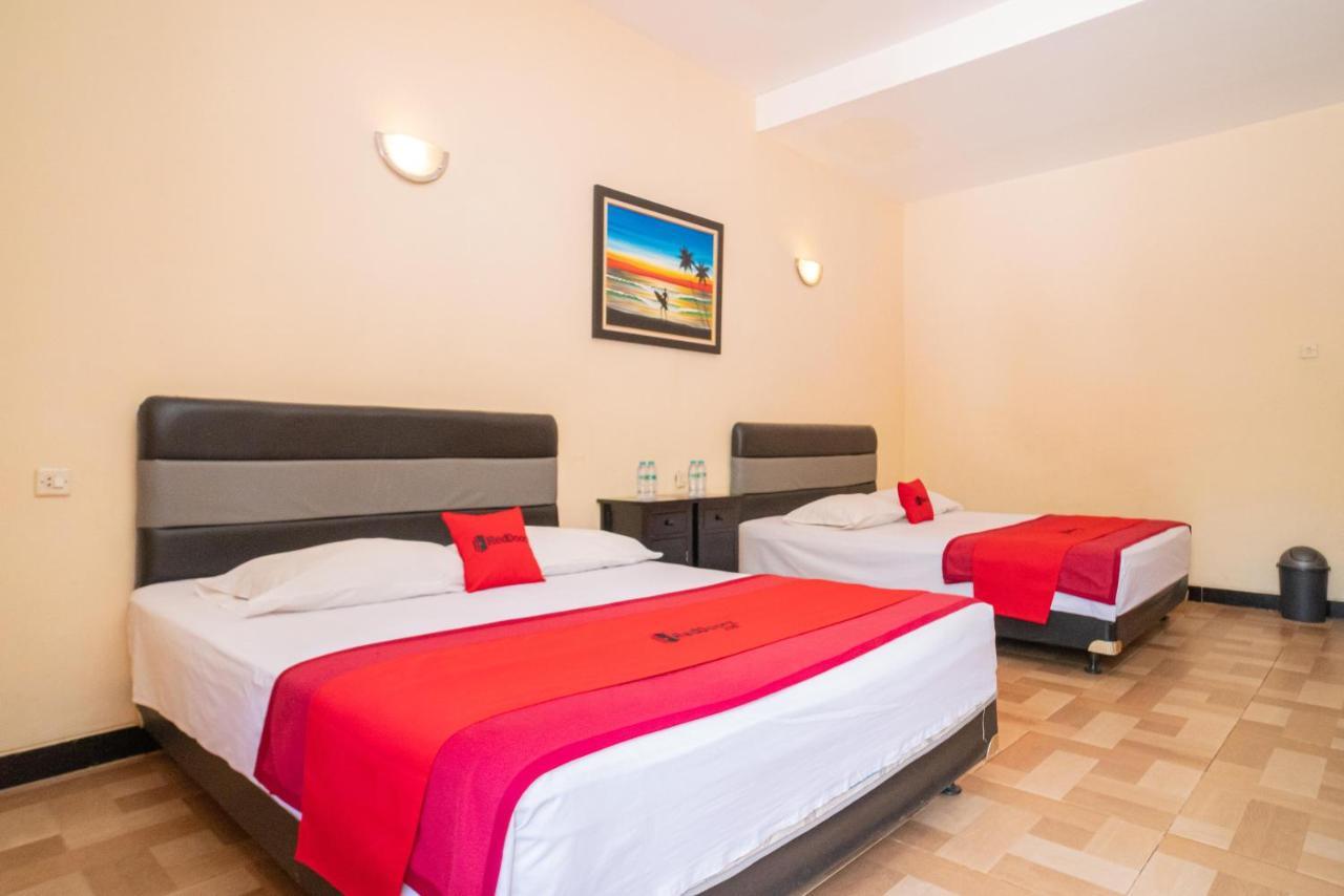 Reddoorz @ Panglima Sudirman Madiun Hotel Екстериор снимка
