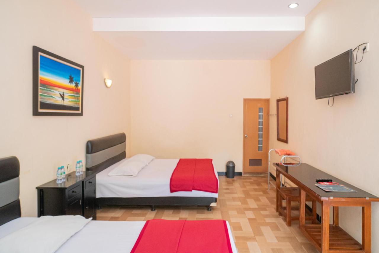 Reddoorz @ Panglima Sudirman Madiun Hotel Екстериор снимка