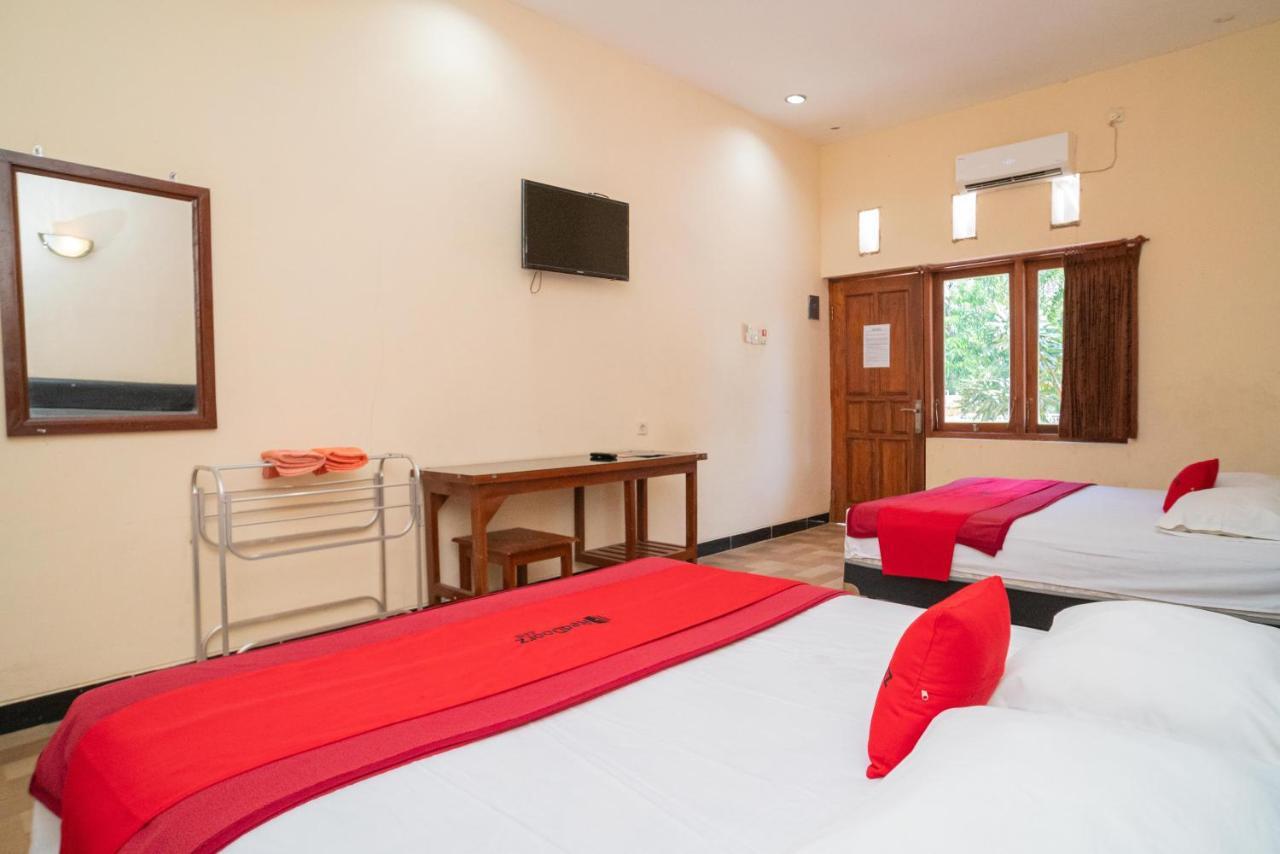 Reddoorz @ Panglima Sudirman Madiun Hotel Екстериор снимка