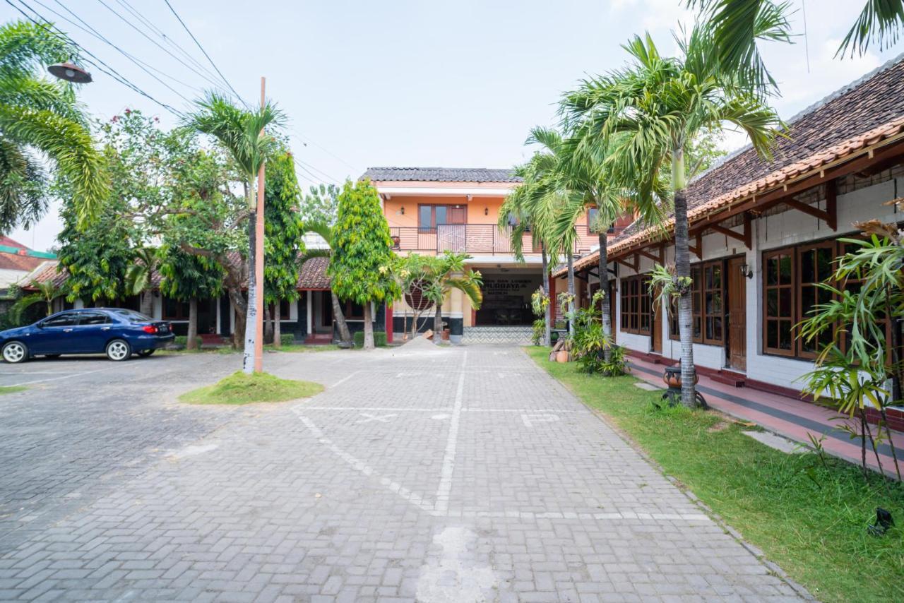 Reddoorz @ Panglima Sudirman Madiun Hotel Екстериор снимка