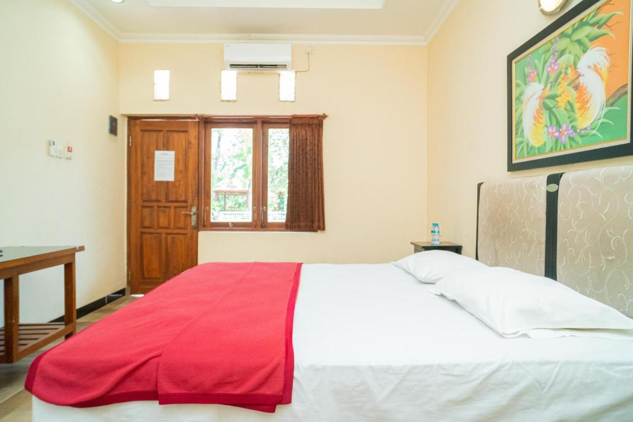 Reddoorz @ Panglima Sudirman Madiun Hotel Екстериор снимка